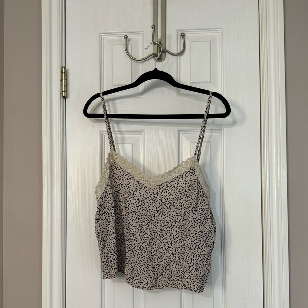 American Eagle Size XL Tank